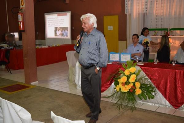 Prefeito participa de encerramento do Projeto de Leitura do Sesc Floriano(Imagem:Waldemir Miranda)