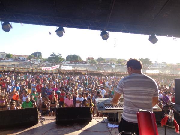 Meninos de Barão e Rochinha e Banda animam Festival de Verão 2013 em São Francisco do Maranhão.(Imagem:FlorianoNews)