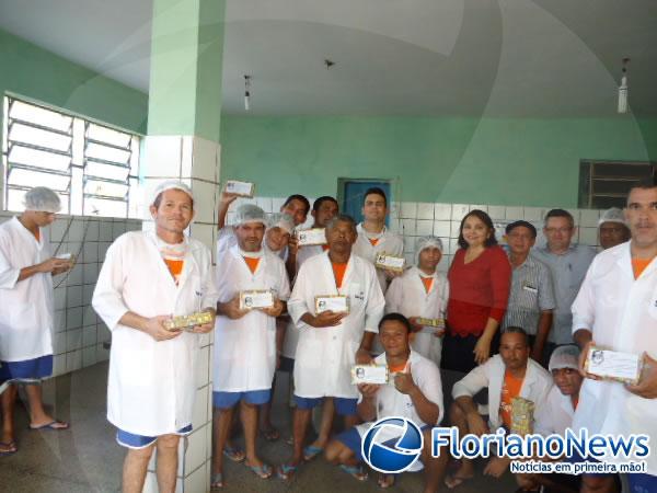 Detentos da Penitenciária de Floriano concluem curso de pizzaiolo oferecido pelo SESC/SENAC.(Imagem:FlorianoNews)