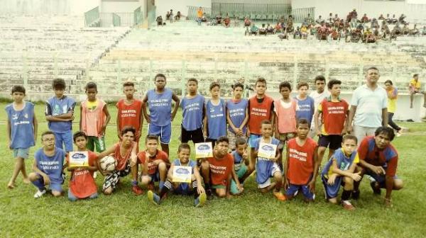 Repórter Amarelinho realiza 11ª edição dos Jogos Solidários em Floriano e Barão de Grajaú.(Imagem:FlorianoNews)