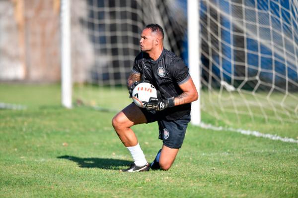 Áudio indica suposta negociação para Bruno jogar no Piauí; goleiro e clubes negam(Imagem:Alex de Jesus/O Tempo/Folhapress)