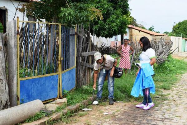 Prefeitura inicia mutirão em combate a dengue nos bairros de Floriano.(Imagem:Waldemir Miranda)