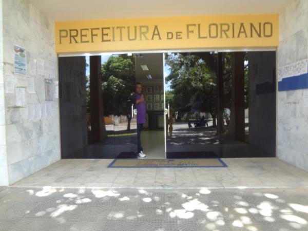 Prefeitura de Floriano(Imagem:FlorianoNews)