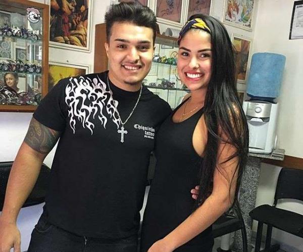 Munik é criticada por por foto com amigo.(Imagem:Instagram)