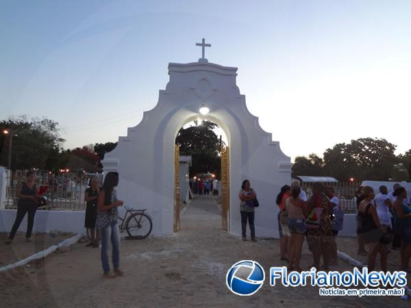 Cemitério São Pedro de Alcântara(Imagem:FlorianoNews)