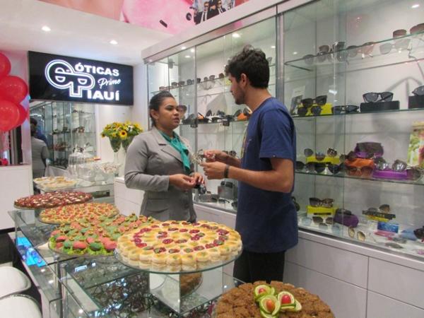 Óticas Piauí Prime é inaugurada no Floriano Shopping.(Imagem:FlorianoNews)