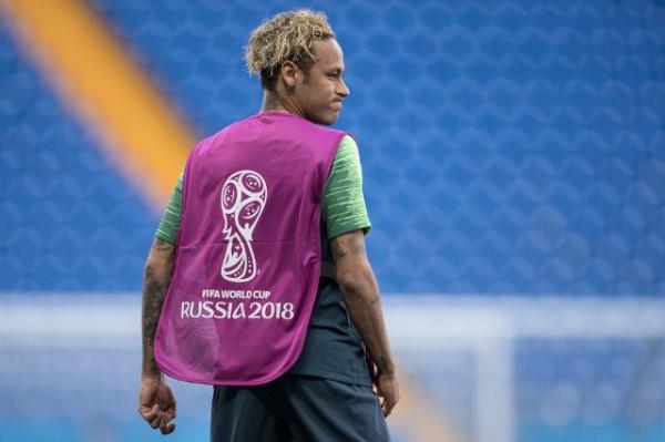 Neymar treina com cabelo novo.(Imagem:Pedro Martins/MoWa Press)