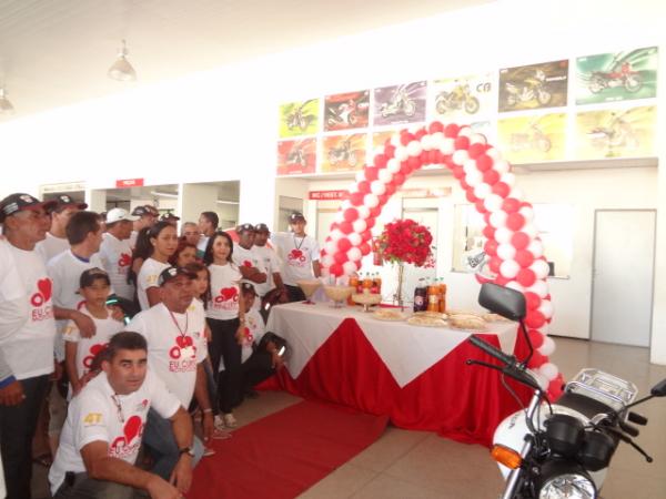 Cajueiro Motos comemorou o Dia do Motociclista.(Imagem:FlorianoNews)