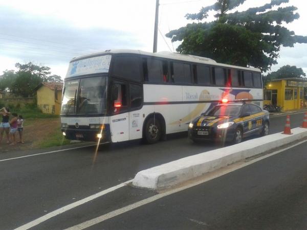 Ônibus foi parada em Piripiri, no Piauí.(Imagem:PRF/Divulgação)