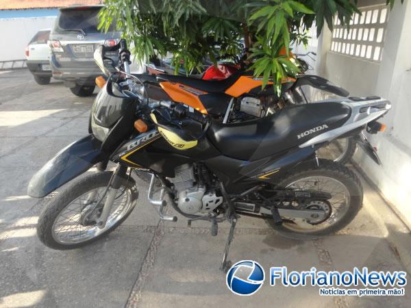 Polícia recupera motocicleta roubada em Floriano. (Imagem:FlorianoNews)
