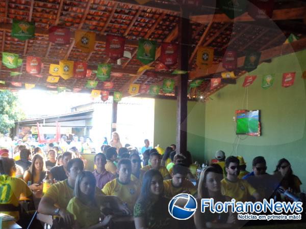 Torcedores de Floriano e Barão de Grajaú reagem com tristeza derrota do Brasil para a Alemanha.(Imagem:FlorianoNews)