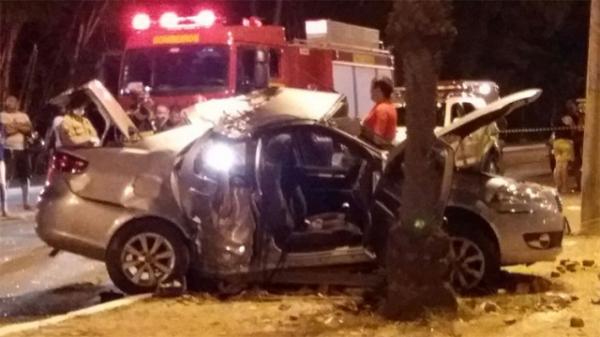 Duas pessoas morrem em grave acidente na Av. Marechal Castelo Branco.(Imagem:Cidadeverde.com)