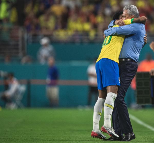 Tite vai manter Neymar e deve fazer poucas trocas para partida contra o Peru em Los Angeles.(Imagem:Pedro Martins / MoWA Press)