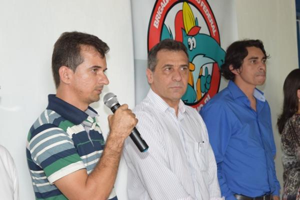 Prefeito de Floriano entrega a sede da Brigada de Combate a Incêndio(Imagem:Waldemir Miranda)