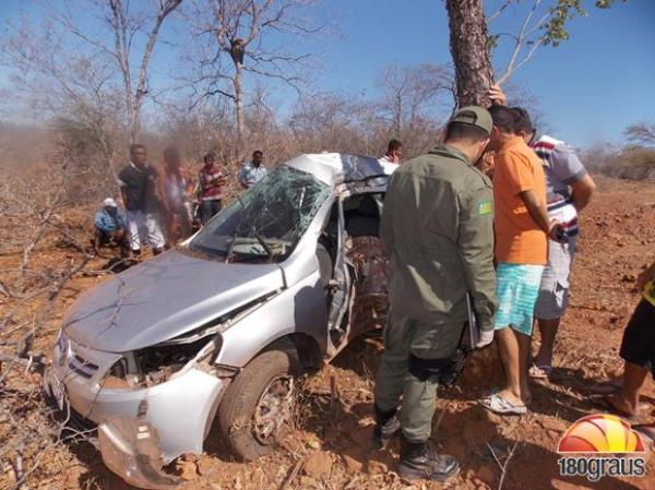 Acidente resulta em vítima fatal entre as cidades de São José do Peixe e São Francisco do Piauí(Imagem:180graus)