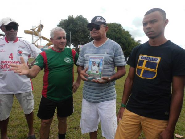 Partida dos Quarentões homenageou o desportista Pitica.(Imagem:FlorianoNews)