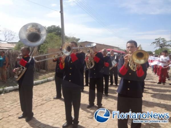 Cerimônia cívica marca aniversário de São Francisco do Piauí.(Imagem:FlorianoNews)