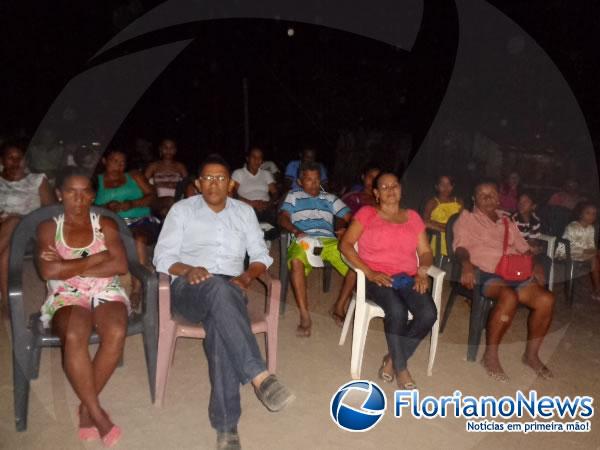 Moradores participaram de missa na localidade rural Água Boa. (Imagem:FlorianoNews)