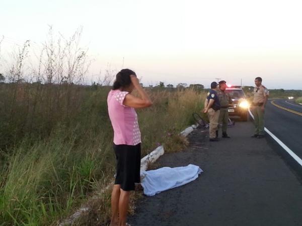 Ciclista foi atropelado na BR-343.(Imagem:Patrícia Andrade/G1)