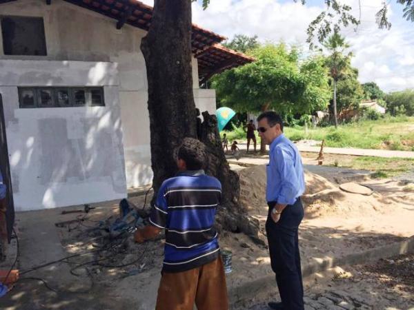 Prefeito Gilberto Júnior visita obra de reforma da UBS João Elias Oka.(Imagem:SECOM)