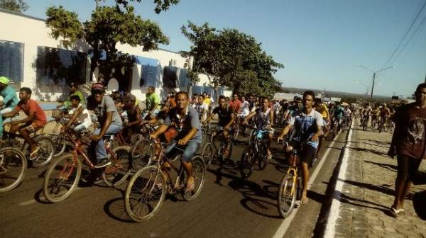 Passeio ciclístico abre programação de 121º aniversário de Floriano.(Imagem:FlorianoNews)