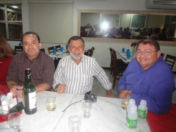 Jantar marca noite em homenagem a aposentadoria do promotor Charlie Chan.(Imagem:FlorianoNews)