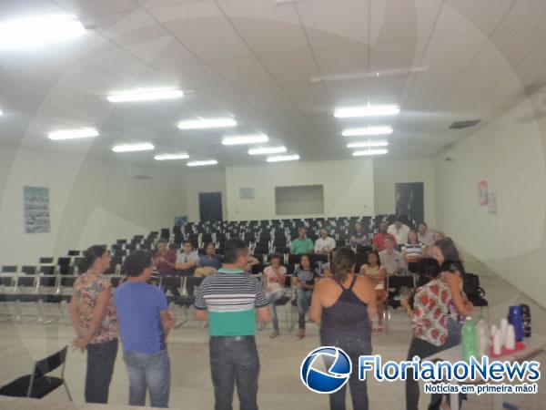 Encontro Pedagógico do CEEP capacita professores para início do ano letivo.(Imagem:FlorianoNews)