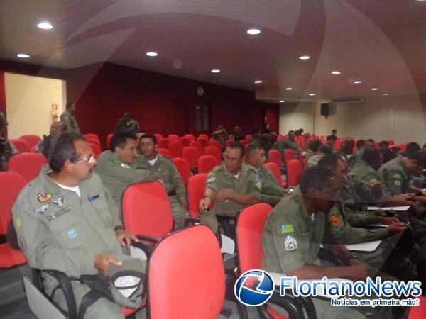 Policiais Militares participam de palestra sobre qualidade de vida.(Imagem:FlorianoNews)