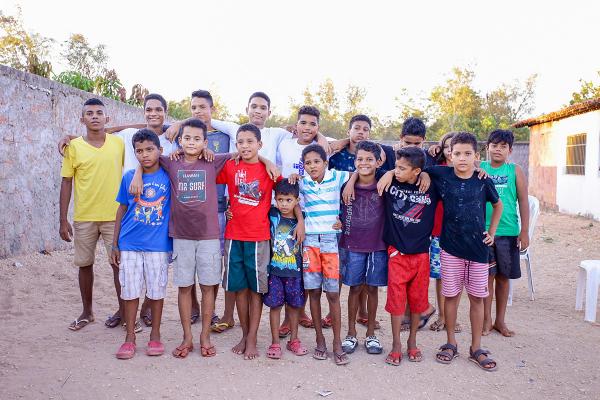 Advogado adota 20 filhos e deixa profissão para ajudar crianças carentes no Piauí(Imagem:Analice Borges/ Cidadeverde.com)