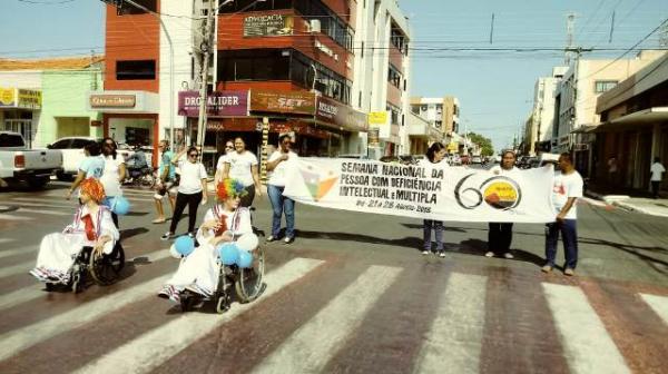 APAE promove abertura da Semana Nacional do Excepcional em Floriano.(Imagem:FlorianoNews)