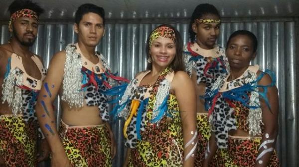 Giramundo apresenta Dança Afro durante a Semana Cultural em Floriano.(Imagem:Giramundo )