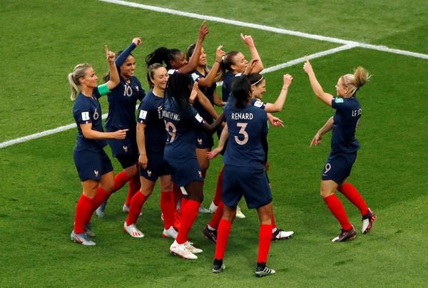 Invicta na Copa do Mundo, França chega para o duelo contra o Brasil como favorita.(Imagem:Reuters)