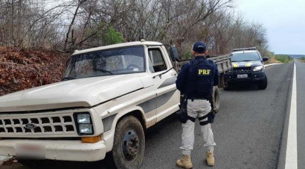 Veículo havia sido furtado em um posto de combustíveis onde estava estacionado.(Imagem:Divulgação/PRF)