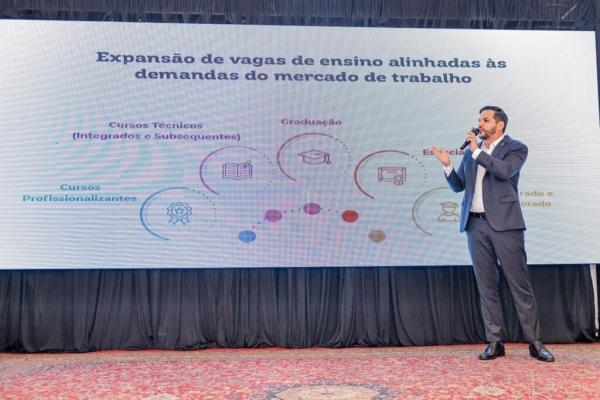 Secret&aacute;rio Washington Bandeira(Imagem: Gabriel Paulino)