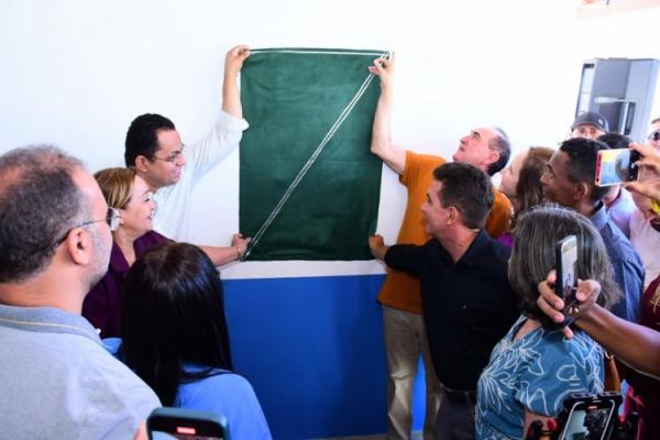 Prefeitura entrega escola completamente reformada à comunidade Exu nos 128 anos de Floriano (Imagem:Secom)