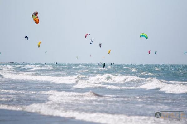 Ecodownwind: um dos eventos mais esperados pelos amantes do kitesurfe movimenta o litoral do Piauí neste fim de semana.(Imagem:Moisés Saba)