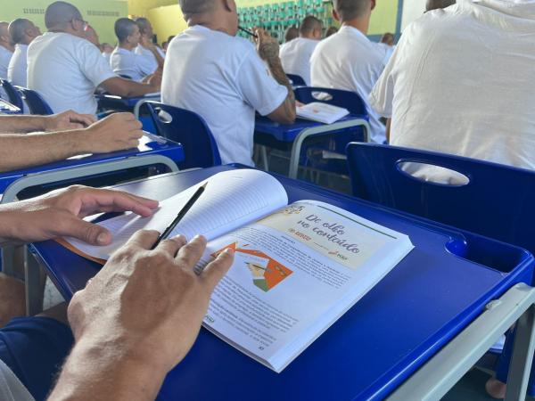 A revisão é uma parceria entre a Sejus e a Seduc para proporcionar melhor preparação para a prova que ocorre nos dias 23 e 24 de setembro de 2025.(Imagem:Divulgação)