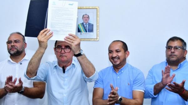 Poder Legislativo acompanha lançamento dos editais do concurso público de Floriano(Imagem:CMF)