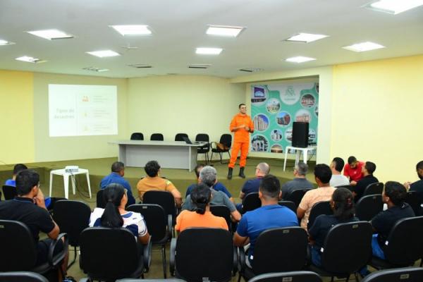 Prefeitura de Floriano capacita voluntários da Defesa Civil em parceria com o Governo do Estado(Imagem:Secom)