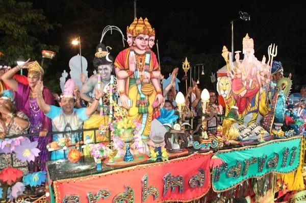 Caminhão Caminho das Índias, no Corso de Teresina 2015.(Imagem:Gilcilene Araújo/G1)