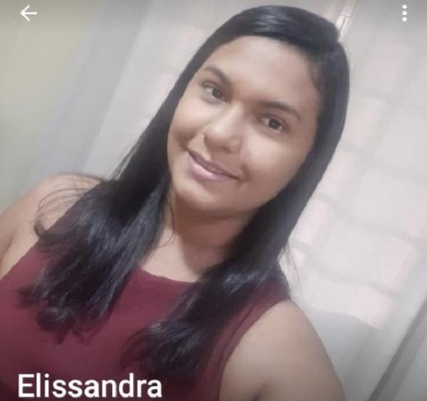Elissandra, vítima do acidente(Imagem:Reprodução)