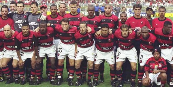 Flamengo de Beto tinha sido tricampeão carioca de 2001.(Imagem: Reprodução)