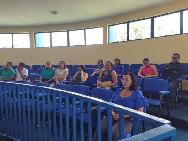 Câmara Municipal de Floriano realiza Audiência Pública para debater segurança nas escolas(Imagem:FlorianoNews)