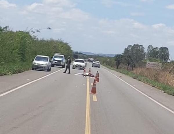 Karina Raquel Rocha, de 28 anos, morreu vítima de um acidente na rodovia BR-343, próximo à cidade de Campo Maior, neste domingo (21). (Imagem:Polícia Militar)