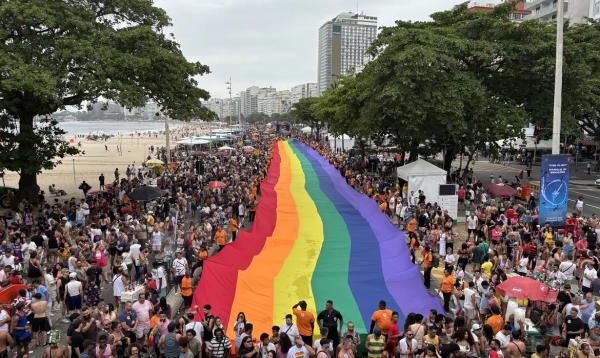 Parada do Orgulho LGBTI+ do Rio celebra 30 anos e reforça visibilidade.(Imagem:Lara Souza/Divulgação)