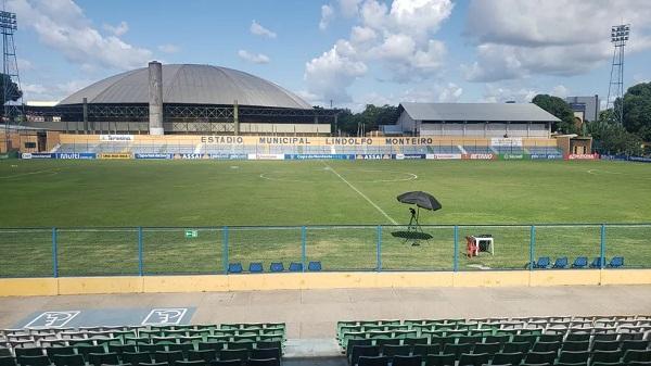 Estádio Lindolfo Monteiro, em Teresina.(Imagem:Pablo Cavalcante/ge)