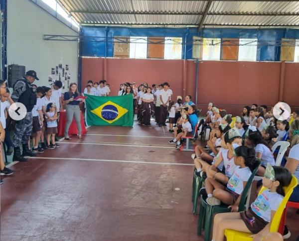Escola Pequeno Príncipe em Floriano celebra o Dia do Soldado com evento especial.(Imagem:Reprodução/Instagram)