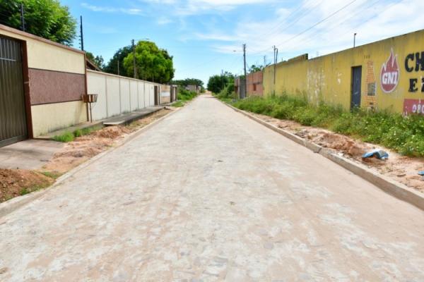 Ruas de Floriano são beneficiadas com pavimentação dos projetos 