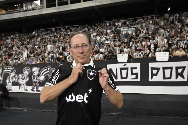 Textor no jogo do Botafogo com o Corinthians no Nilton Santos pelo Brasileirão 2025.(Imagem:André Durão)