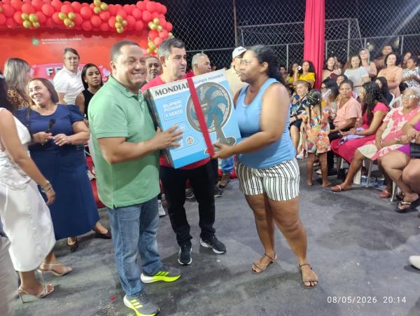 Festa das M&atilde;es re&uacute;ne multid&atilde;o no Guarani Clube com sorteios e homenagens em Bar&atilde;o de Graja&uacute;.(Imagem:FlorianoNews)